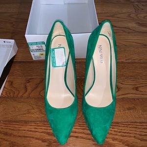 Nine West Green Heels. Size 6.